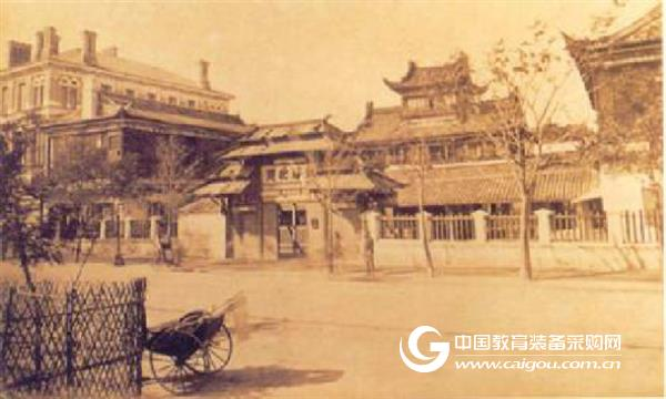 书刊扫描仪助力海关历史档案及西文典籍数字化