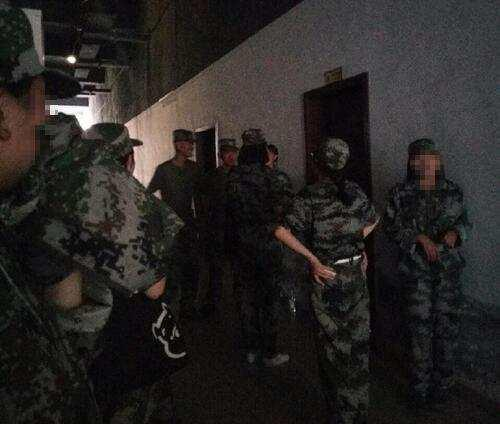 渝高校女生太多 无奈之下占领男生厕所