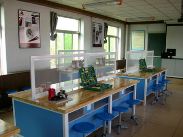 高中通用技术实践室案例 江苏通用技术厂家  苏教版 技术与设计2 设计室仪器模型
