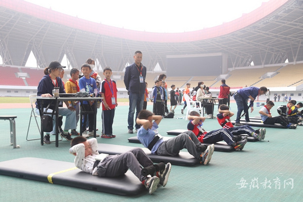 安徽銅陵市舉辦第二屆中小學生體質健康大比武