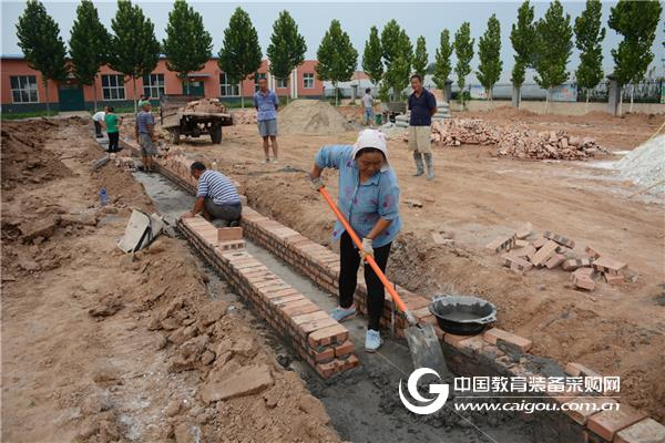 曲周投资3000余万建29处中小学塑胶运动场