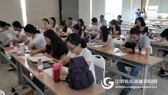 銳達與福州八中共同推進綜合素質評價實踐