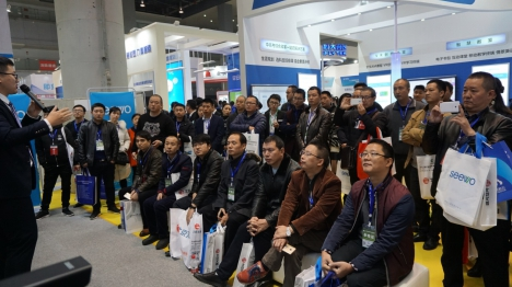 希沃智慧教育整體解決方案燃爆重慶教育展