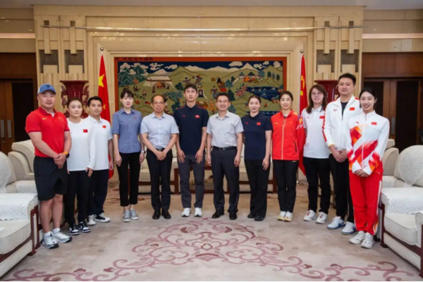北京體育大學舉辦冠軍班學生代表座談會
