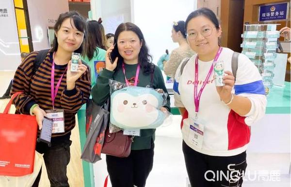 媒體關注 | 青鹿新型智慧教室 助力金課建設