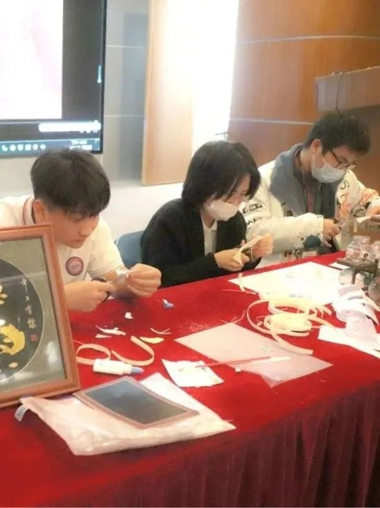 深圳奥斯翰外语学校：100%名校录取率！来这里给人生一个精彩的可能！
