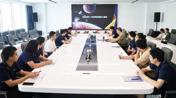 北航大學生到凱云暑期實習圓滿結束