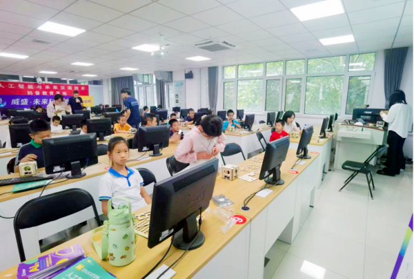 威盛攜大國重器與人工智能計劃亮相2023全國科普日海淀主場活動