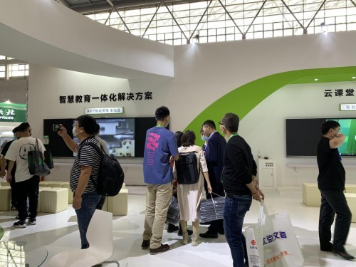 安道云課堂：科技創新賦能教育均衡