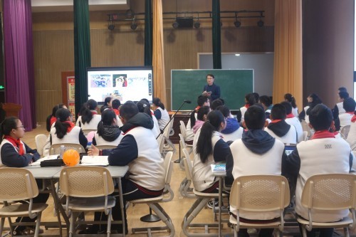 青島西海岸新區初中第四教研聯合體第二屆教學節成果展示暨專家報告會成功舉辦