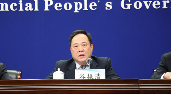 河南省召開2021年冬春季疫情防控新聞發布會 校園疫情防控成關注焦點