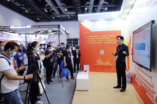 引领会议协作新浪潮！newline隆重登场北京InfoComm China 2020