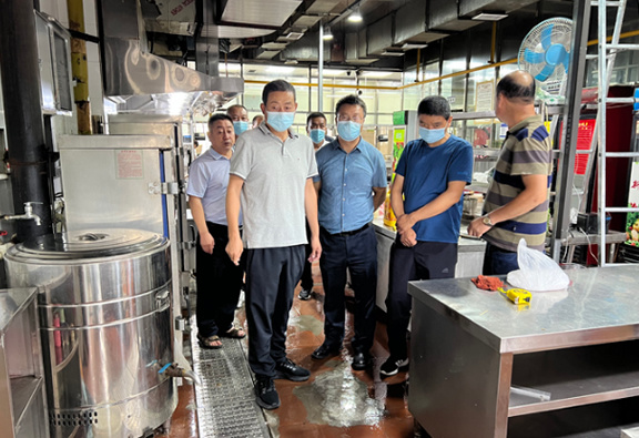 隴東學院領導檢查秋季學期開學準備工作