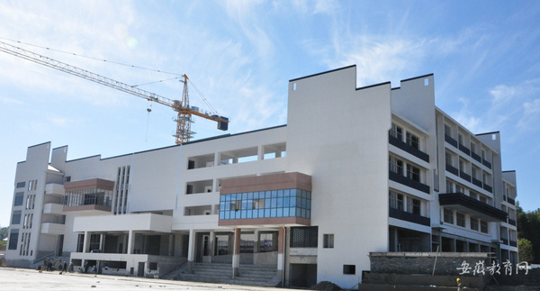 黟縣教育重點項目提前完成年度建設任務