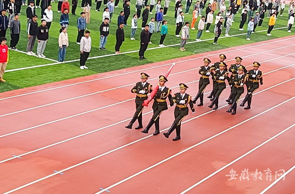 不負時光 安徽醫科大學啟動新學年早鍛煉晨讀計劃