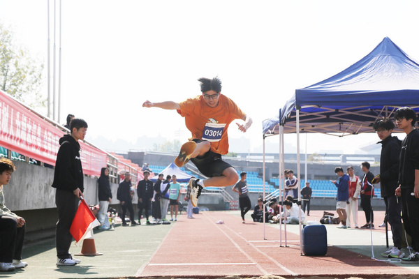浙江財經大學第37屆學生田徑運動會暨第26屆教職工健身運動會圓滿落幕