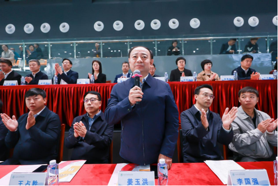 哈爾濱體育學院輪滑隊在2024年全國大學生輪滑錦標賽喜獲3金2銅