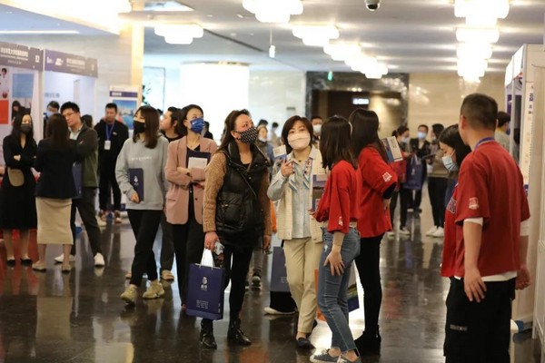 菠蘿在線 2021第二屆國際學校春季擇校展完美收官