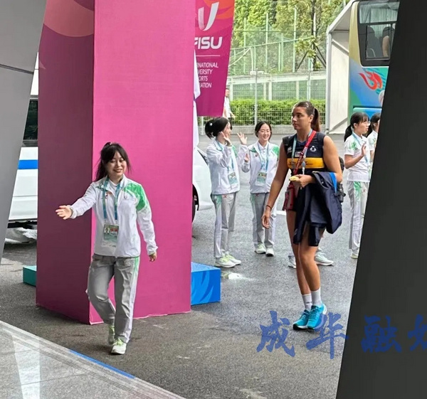 成電體育館：激情滿懷迎接青春盛會！