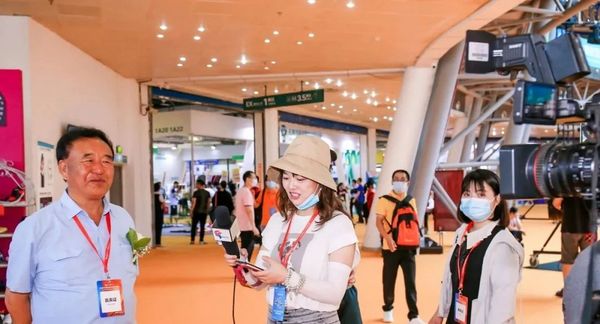 CISUE 2021盛大開幕，欽家智能校服隆重登場，閃耀石獅