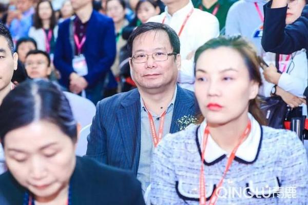 青鹿獨家冠名第54屆中國高等教育博覽會，領航高校金課建設