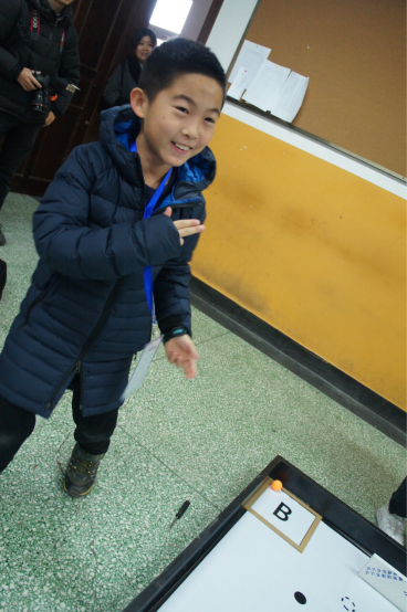 瓦力工廠資源搶奪賽成為北京市電子信息實踐活動熱門