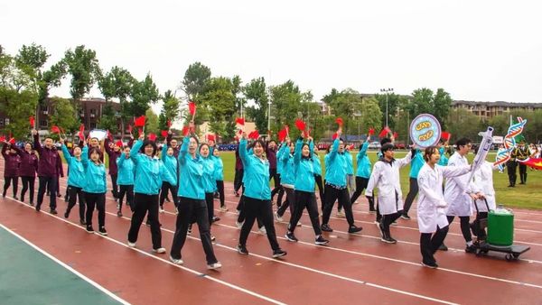 北京高校春季運動會精彩來襲