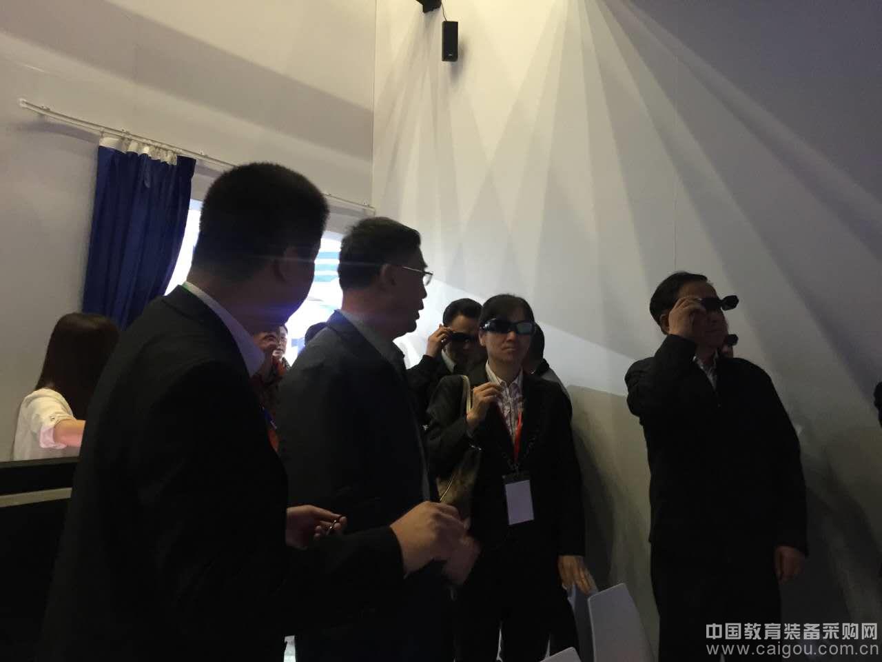 云幻科教：3D智能教室打造不一样的教学