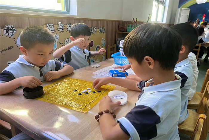 滁州市定远县解锁带娃新模式，呵护童心暖民心